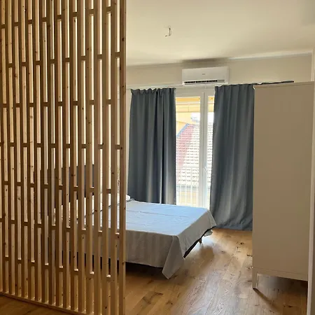 Teodora Blue Ravenna